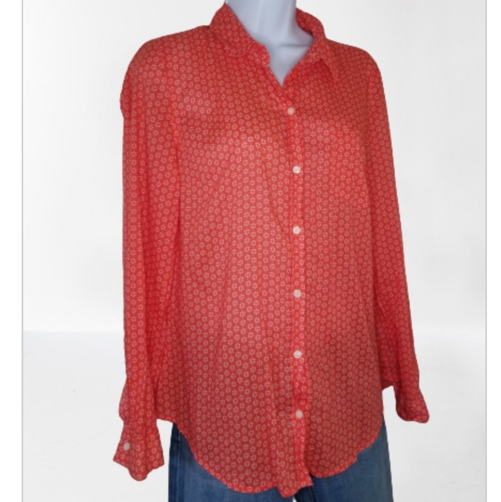 Old Navy floral coral buttonup shirt, sz M
